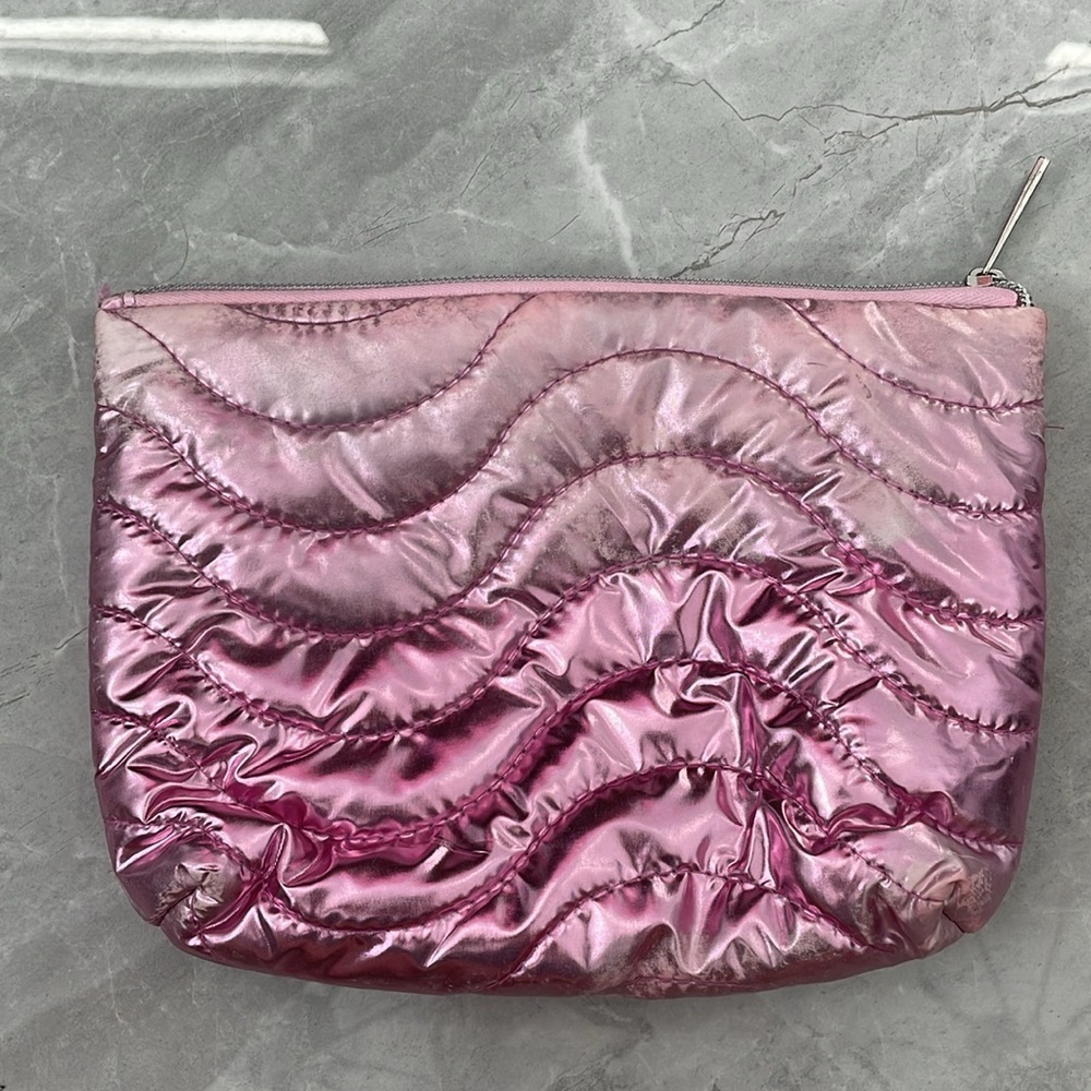 Makeup or Toiletries Bag - Picture 7 of 15